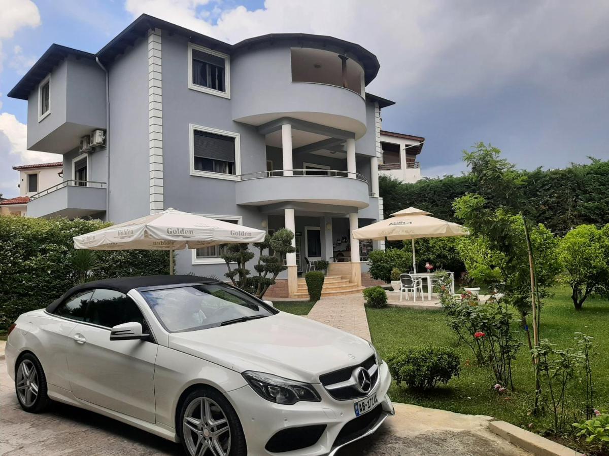 Hotel Vila Arbri Berat Bagian luar foto