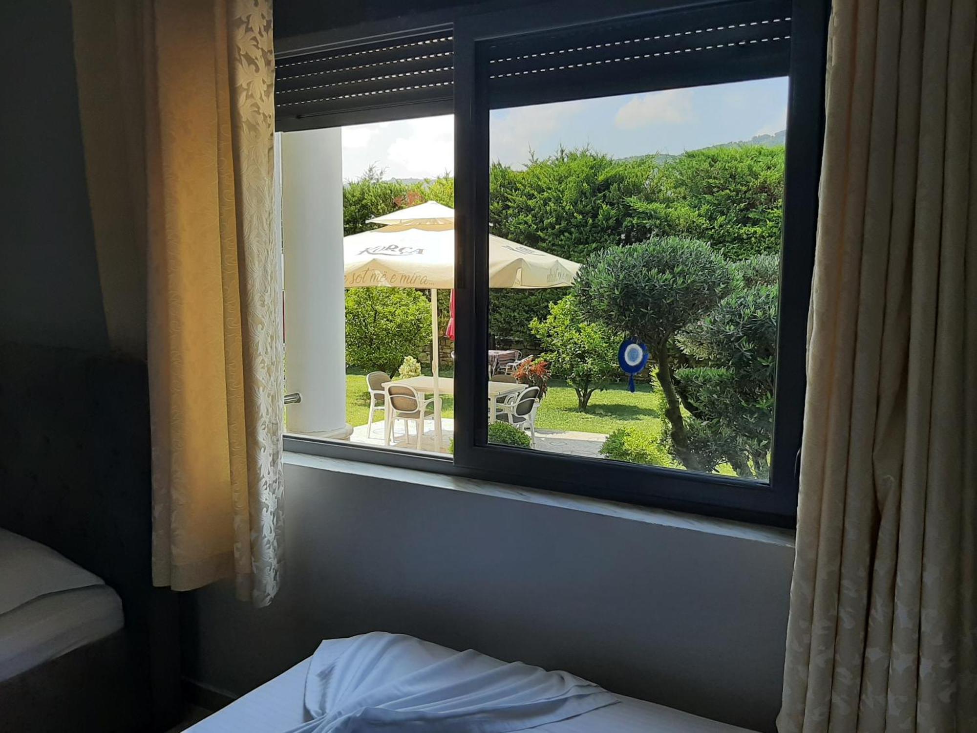 Hotel Vila Arbri Berat Ruang foto