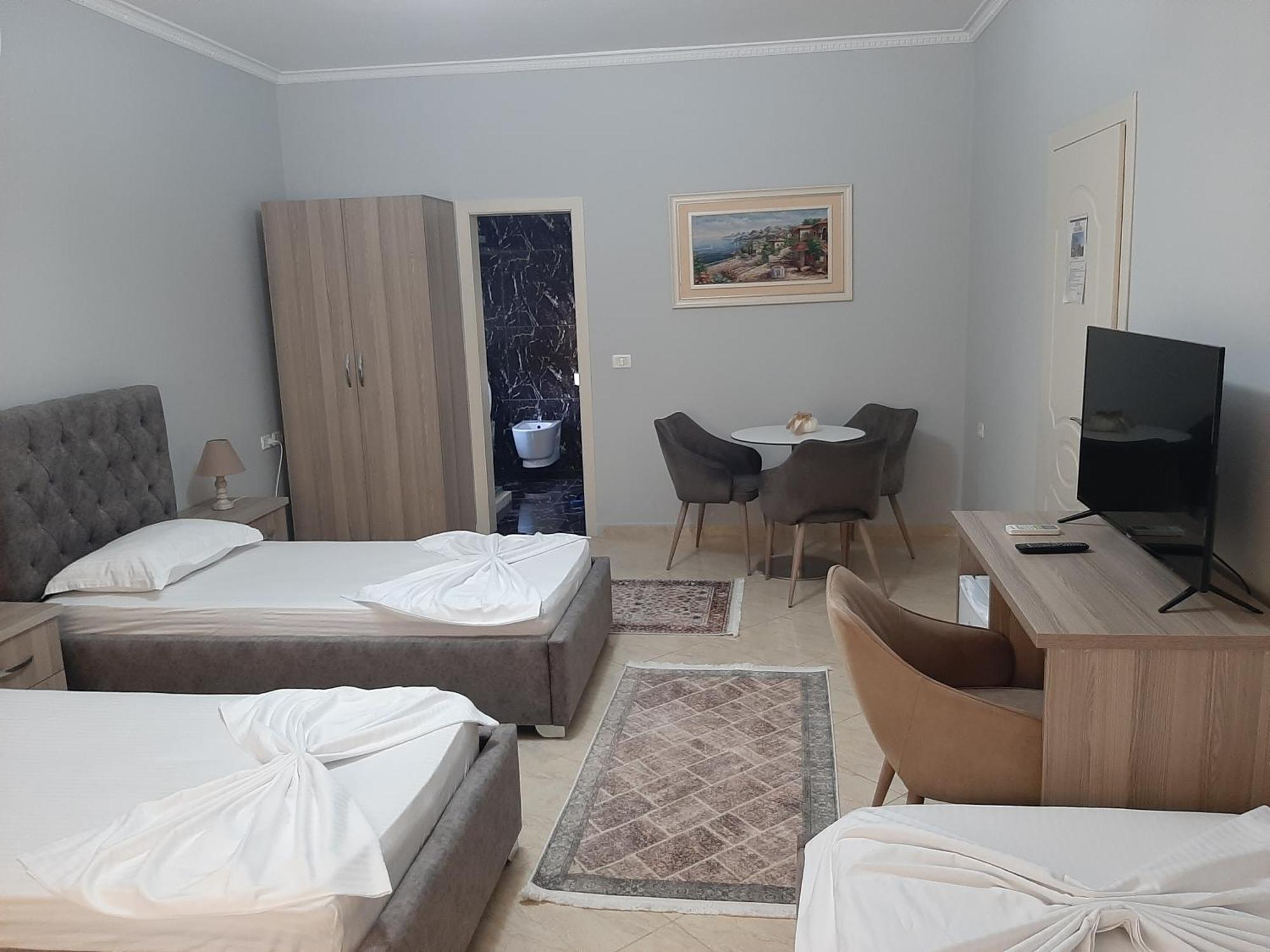 Hotel Vila Arbri Berat Ruang foto